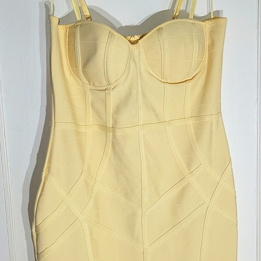 NWOT Haute Monde Yellow Spaghetti Strap Bandage Bodycon Dress🏖 - Picture 2 of 5